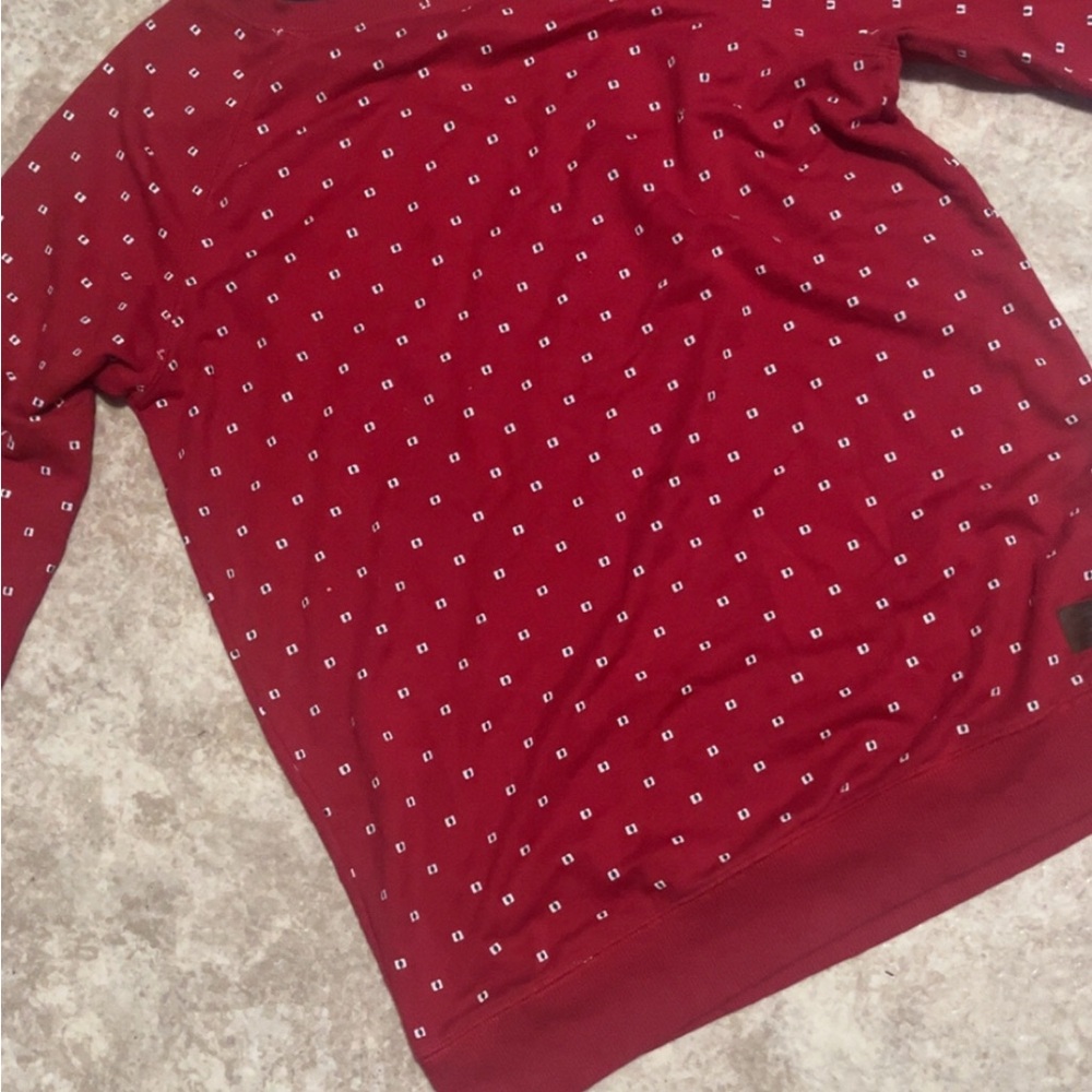 DC Men's burgundy Crewneck Longsleeve